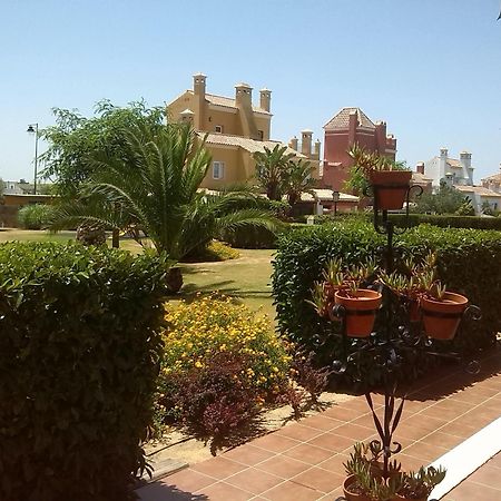 Bajo Con Terraza Piscina Y Jardin Apartment Sanlucar de Barrameda Bagian luar foto
